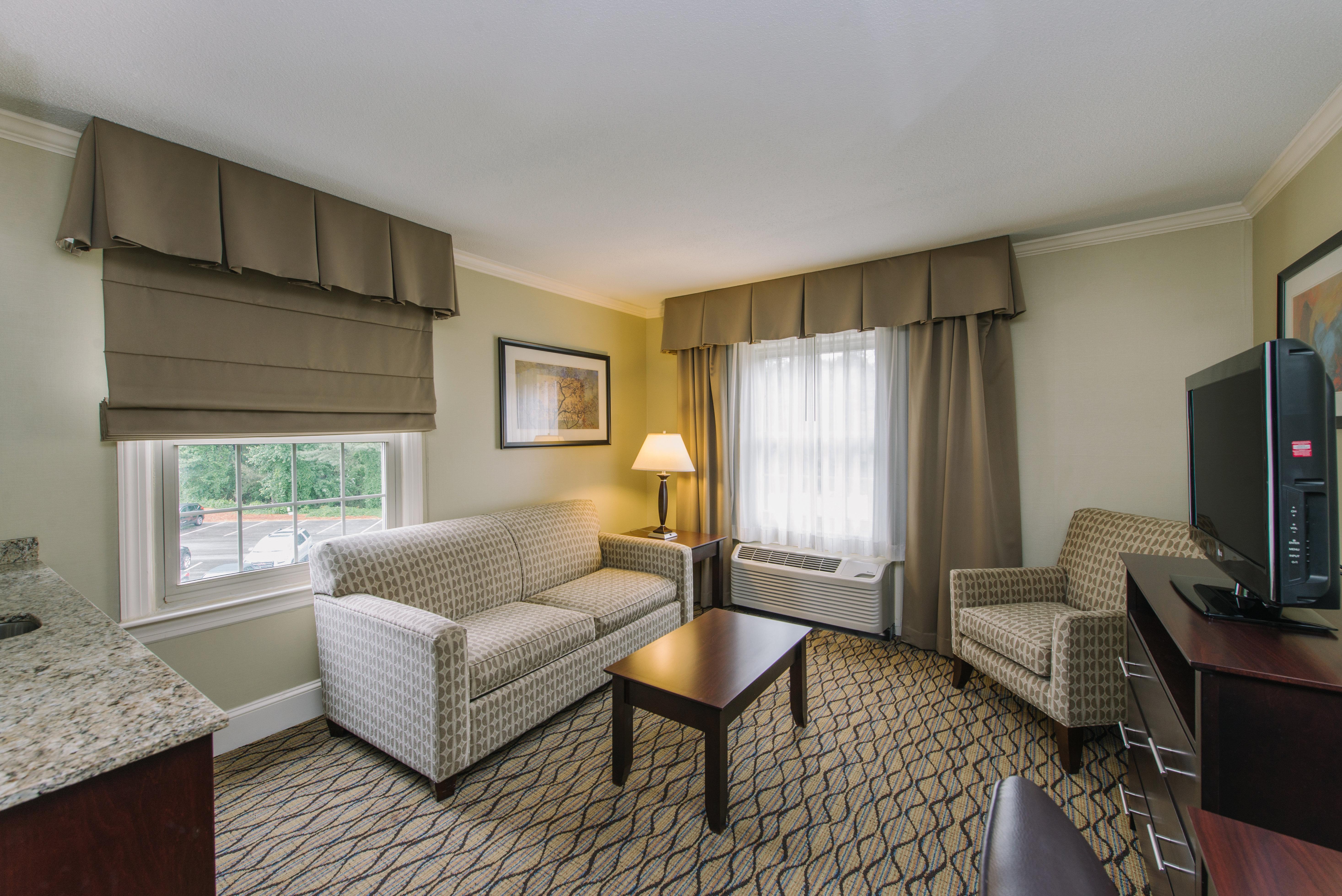 Express And By Ihg Merrimack